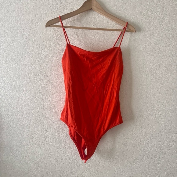 Zara Orange/Red Square Neck
Thong Bodysuit. - Picture 2 of 5